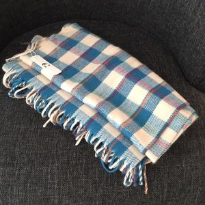 NWT Charming Charlie Large Plaid Scarf